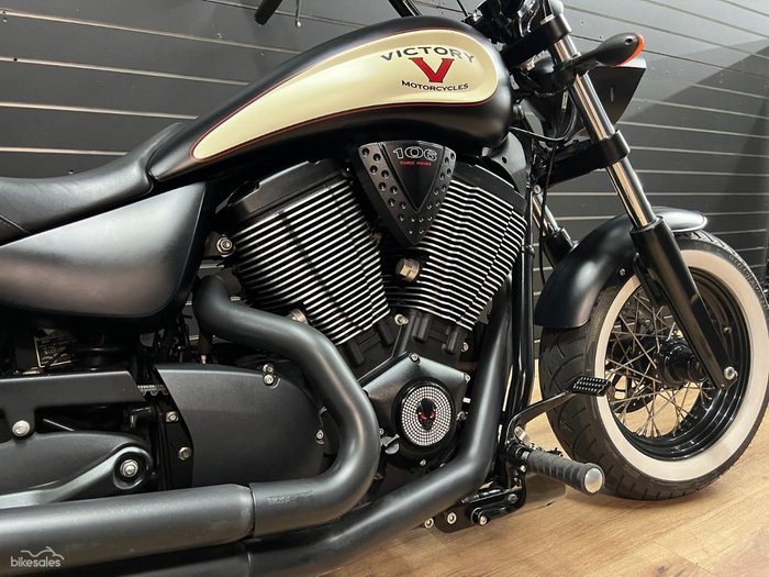 2012 VICTORY HIGHBALL Black