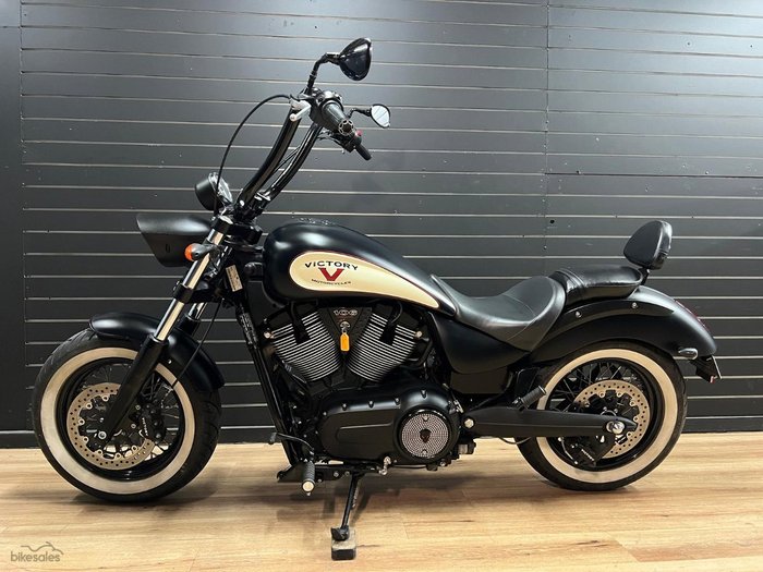 2012 VICTORY HIGHBALL Black