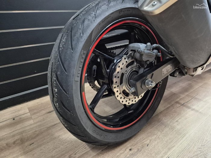 2021 Kawasaki Z400 Red