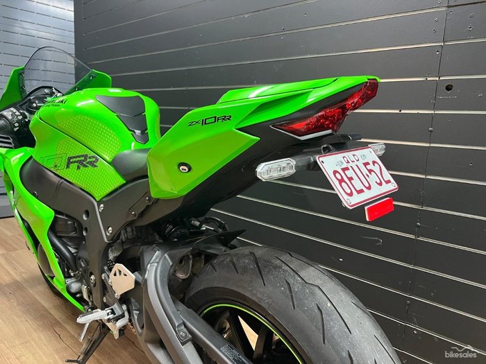 2021 Kawasaki NINJA ZX-10RR Green
