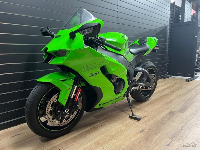 2021 Kawasaki NINJA ZX-10RR Green
