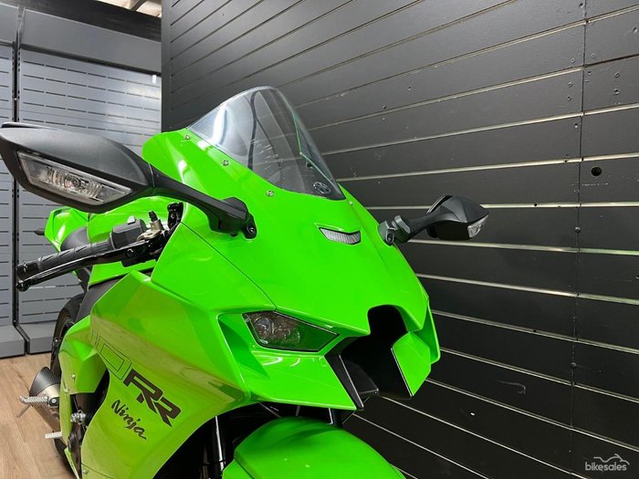 2021 Kawasaki NINJA ZX-10RR Green