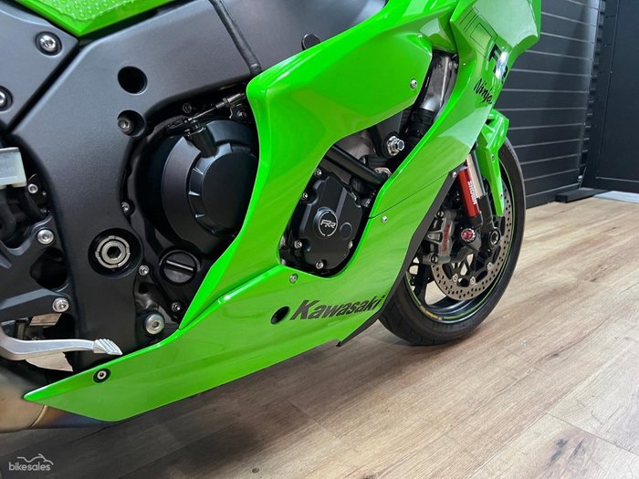 2021 Kawasaki NINJA ZX-10RR Green