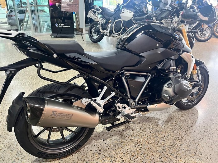 2024 BMW