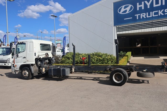 2016 HINO FD 1124