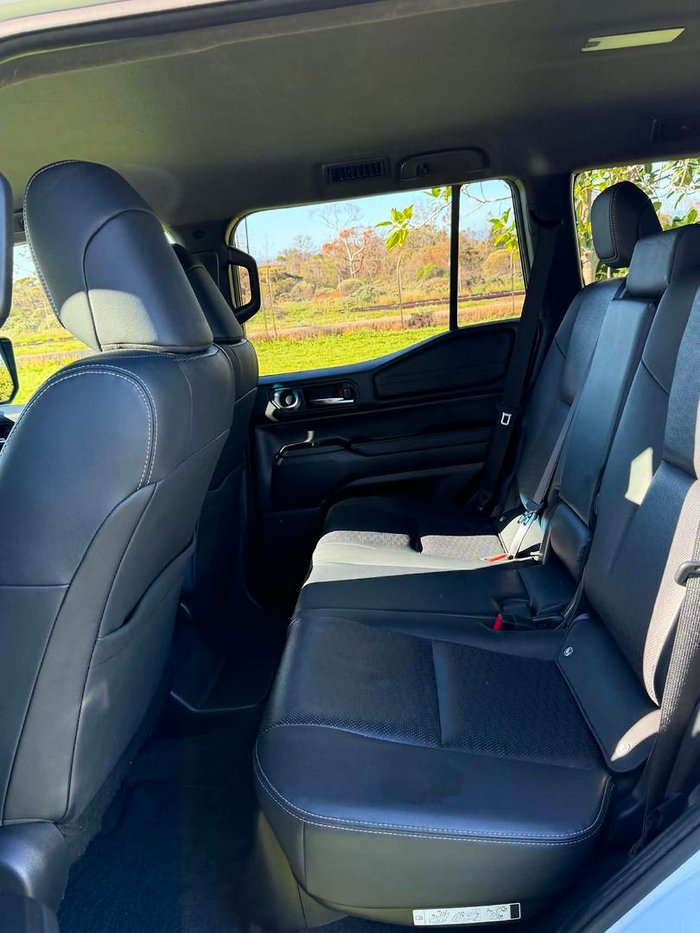 2024 Toyota Landcruiser Prado VX