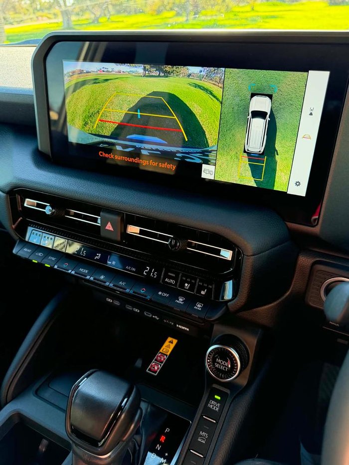 2024 Toyota Landcruiser Prado VX