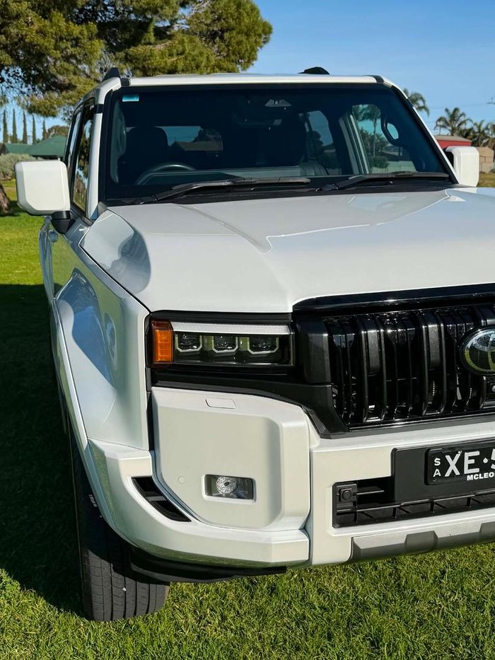 2024 Toyota Landcruiser Prado VX