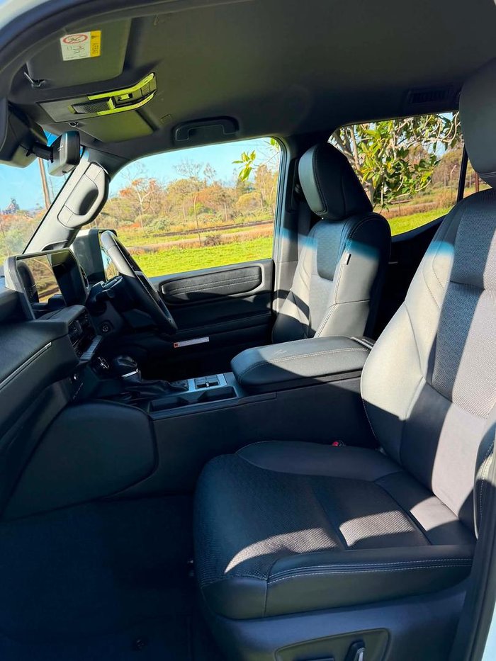2024 Toyota Landcruiser Prado VX