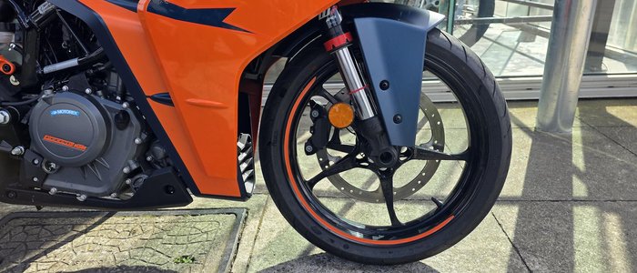 2023 KTM RC 390 RC Blue