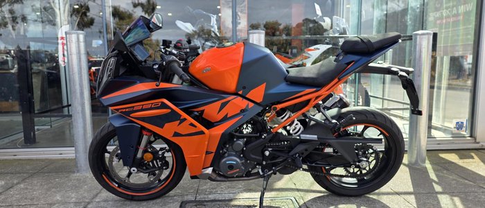 2023 KTM RC 390 RC Blue