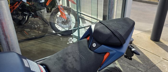 2023 KTM RC 390 RC Blue