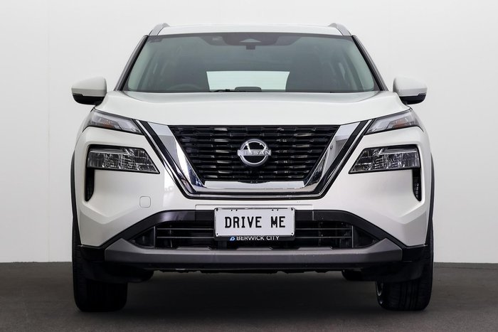 2025 Nissan X-TRAIL ST