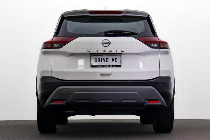 2025 Nissan X-TRAIL ST