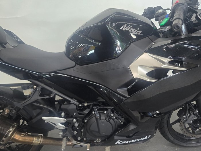 2018 Kawasaki NINJA 400 Black
