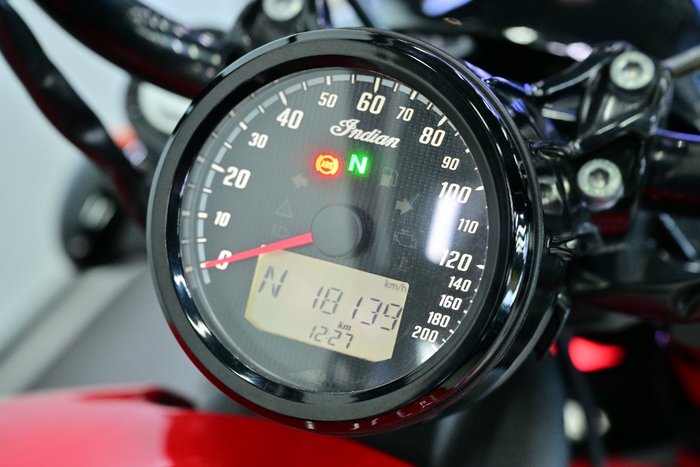 2020 INDIAN SCOUT BOBBER TWENTY Red