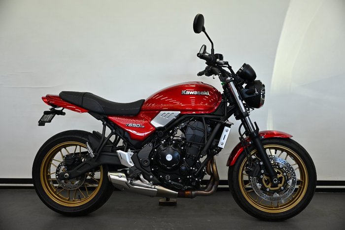 2024 Kawasaki Z650 RS Red