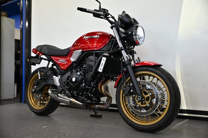 2024 Kawasaki Z650 RS Red