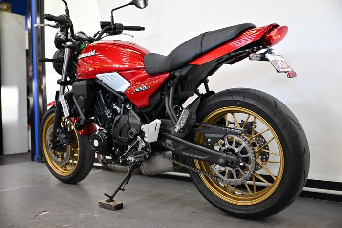 2024 Kawasaki Z650 RS Red
