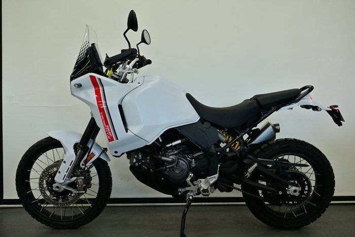 2022 DUCATI DESERTX