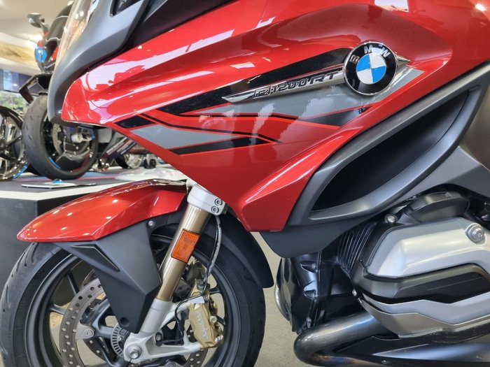 2018 BMW Motorrad R1200 RT Red