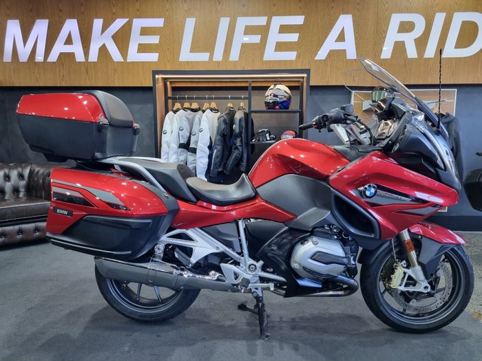 2018 BMW Motorrad R1200 RT Red