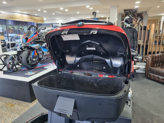 2018 BMW Motorrad R1200 RT Red