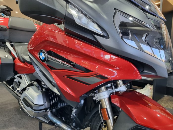 2018 BMW Motorrad R1200 RT Red