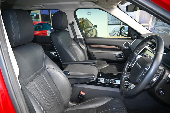 2017 Land Rover Discovery TD6 HSE
