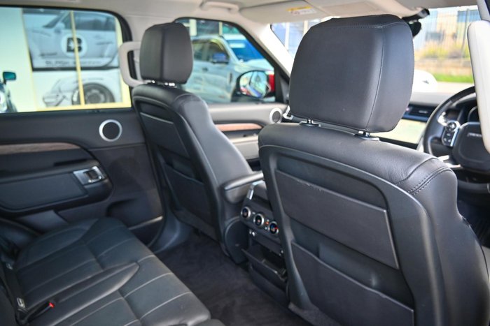 2017 Land Rover Discovery TD6 HSE