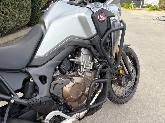 2016 Honda CRF1000L AFRICA TWIN Silver