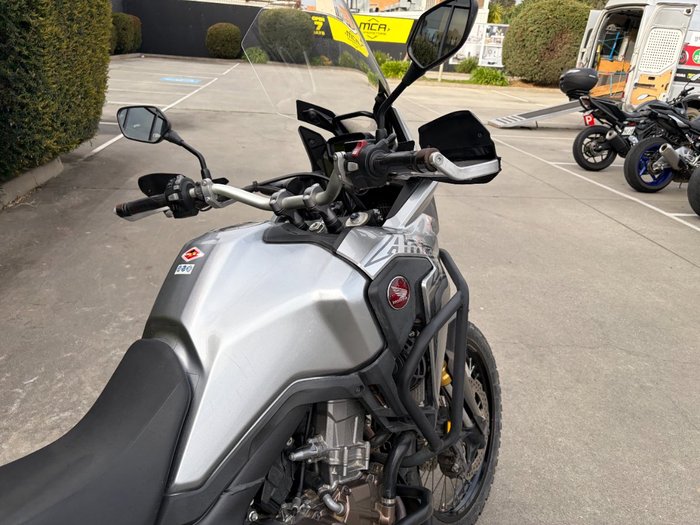 2016 Honda CRF1000L AFRICA TWIN Silver