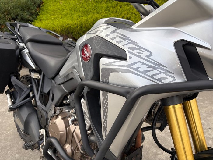 2016 Honda CRF1000L AFRICA TWIN Silver