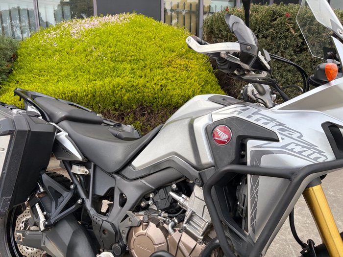 2016 Honda CRF1000L AFRICA TWIN Silver