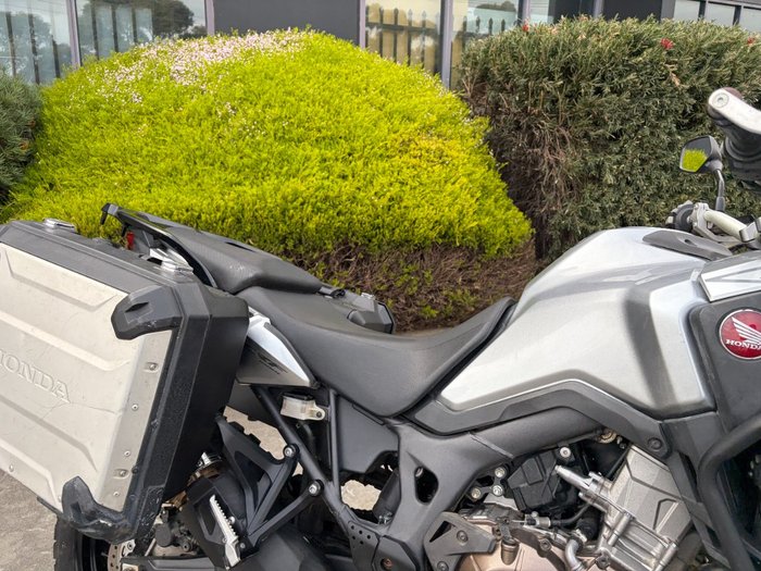 2016 Honda CRF1000L AFRICA TWIN Silver