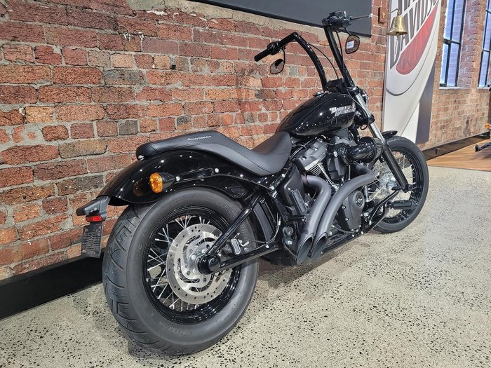 2018 Harley-Davidson Street Bob 107 (FXBB)