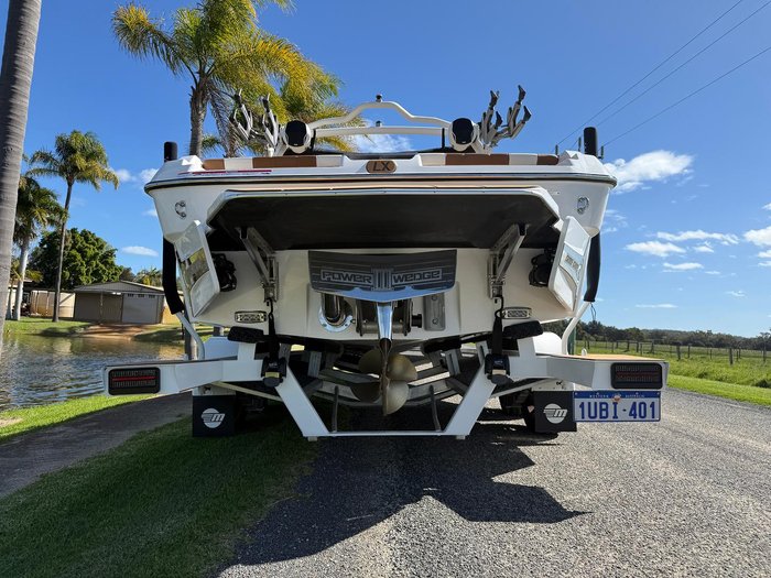 2025 Malibu Wakesetter 21 LX