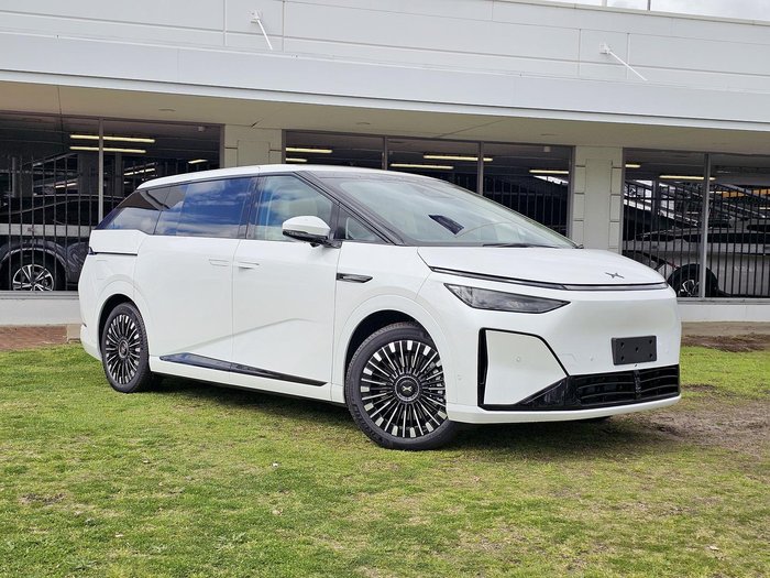 2026 XPeng X9