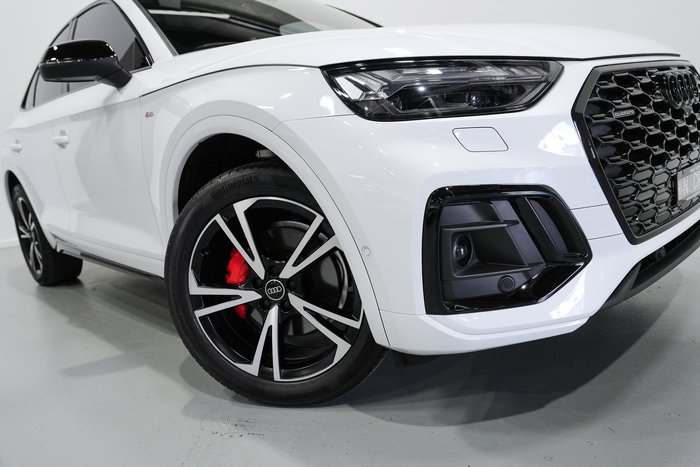 2023 Audi Q5 45 TFSI Dynamic Black