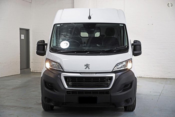 2022 Peugeot Boxer Pro