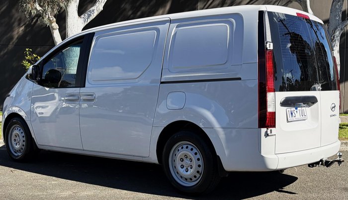 2022 Hyundai STARIA LOAD