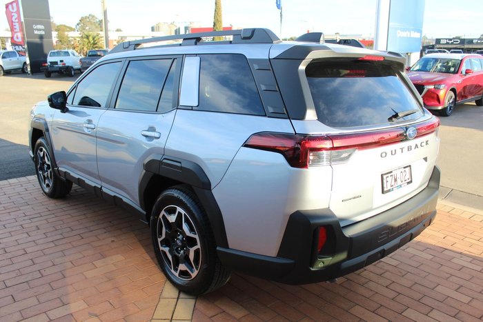 2026 Subaru Outback AWD Touring