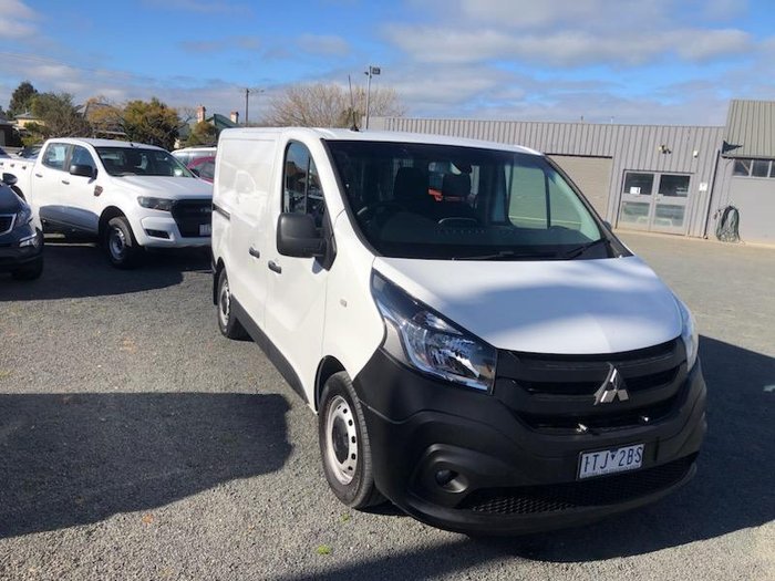 2021 Mitsubishi Express GLX