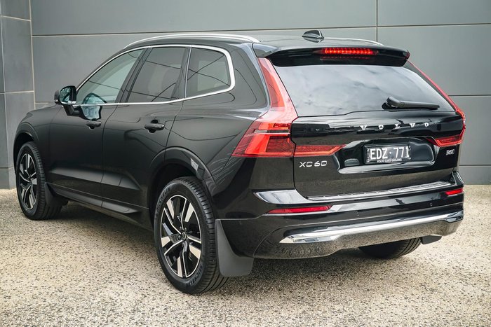 2026 Volvo XC60 Plus B5 Bright