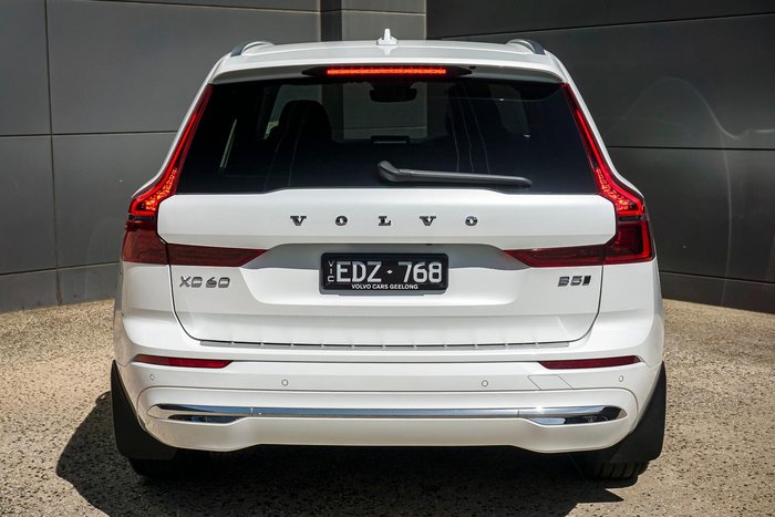 2026 Volvo XC60 Plus B5 Bright