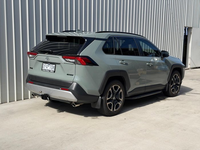 2020 Toyota RAV4 Edge