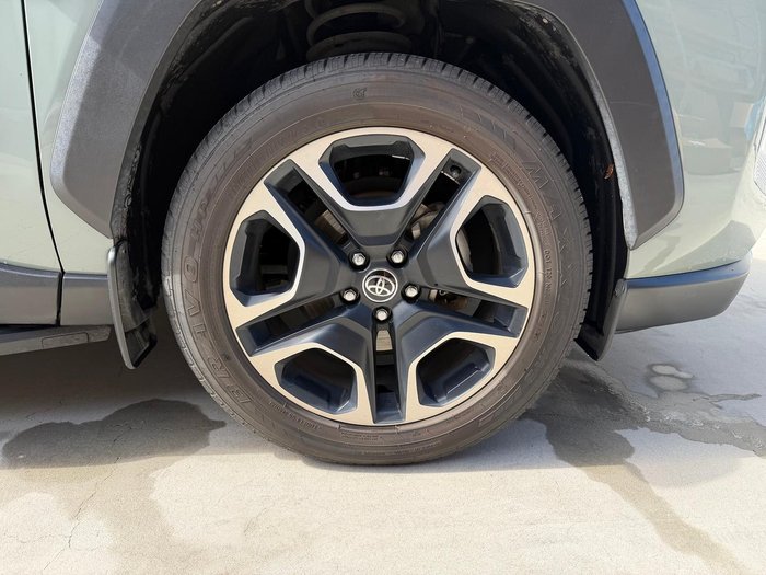 2020 Toyota RAV4 Edge