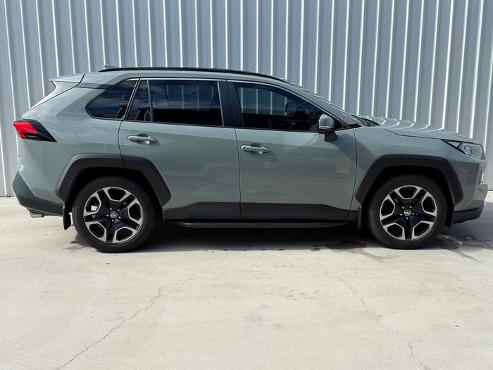 2020 Toyota RAV4 Edge