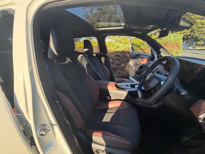 2026 Suzuki e VITARA Ultra AP 4X4 On Demand Arctic White Pearl