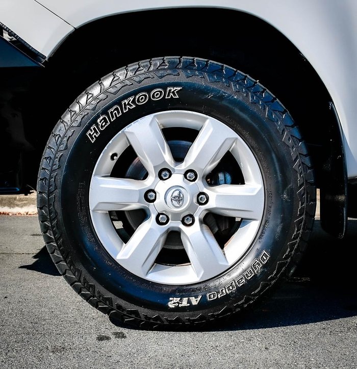 2016 Toyota Hilux SR